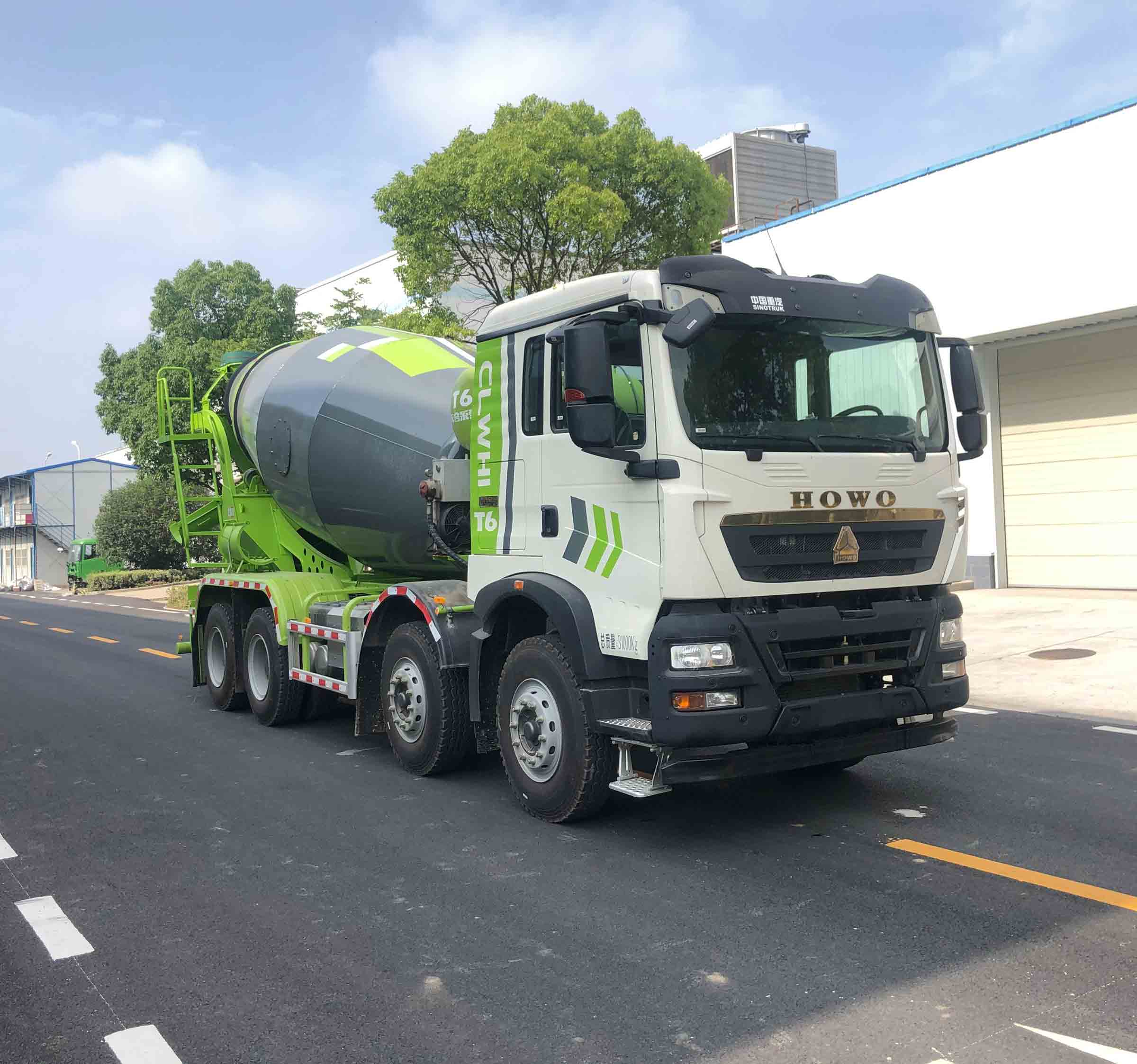 程力重工牌CLH5313GJBZ6型混凝土攪拌運輸車